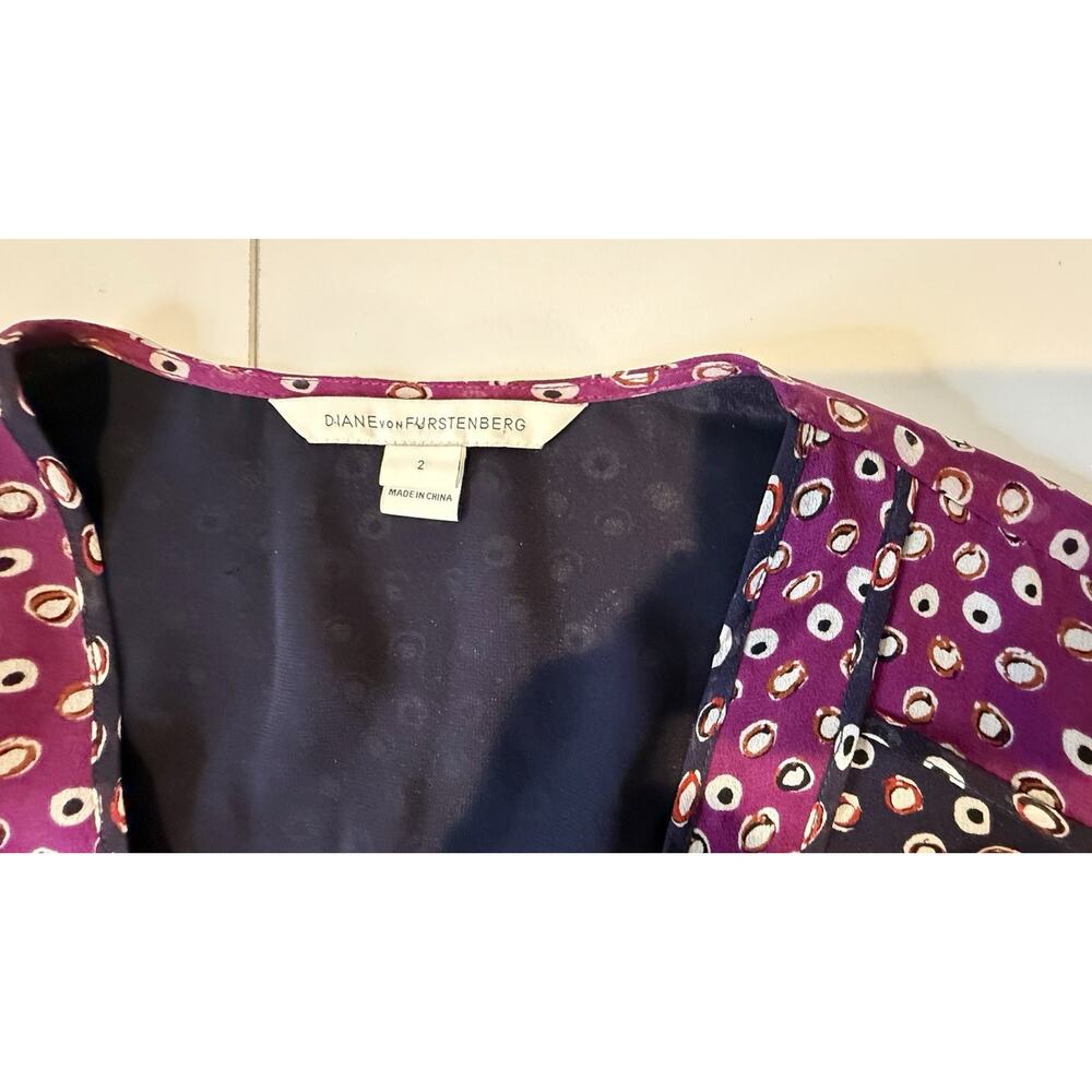 Diane Von Furstenberg Ivetta Silk Dress Sz 2 Babydoll Polka Dot Magenta FLAW - Picture 9 of 12